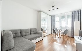Chodecka Homely Apartment